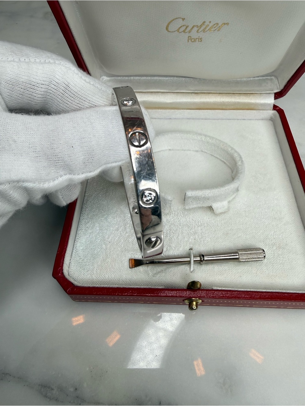 Auth Cartier 18k White Gold 6 Diamond love Bracelet with Red Box Sz 17 - Picture 3 of 14